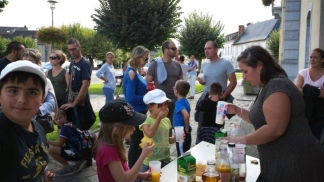 Les enfants ont bien participé et apprécié le goûter / Photo N.D.