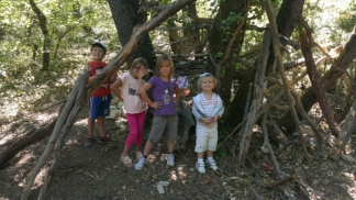 Les tout-petits sont attendus pour chercher des œufs au centre de loisirs du village mercredi prochain / Photo A. KA.